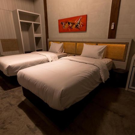Kampung Lawasan Heritage Cottage Maguwo Extérieur photo
