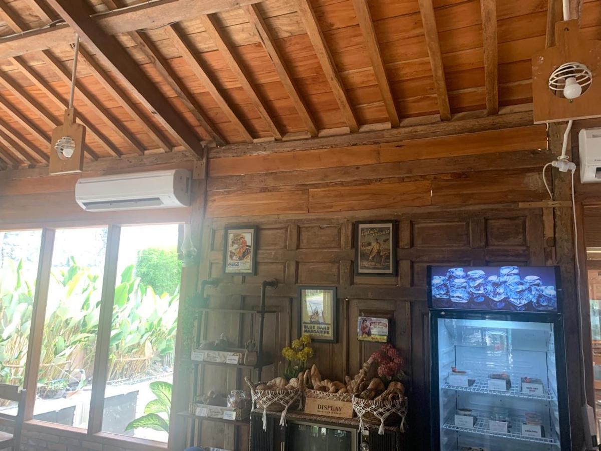 Kampung Lawasan Heritage Cottage Maguwo Extérieur photo