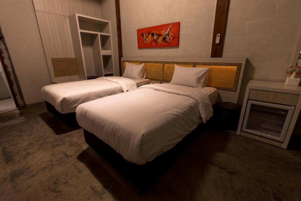 Kampung Lawasan Heritage Cottage Maguwo Extérieur photo