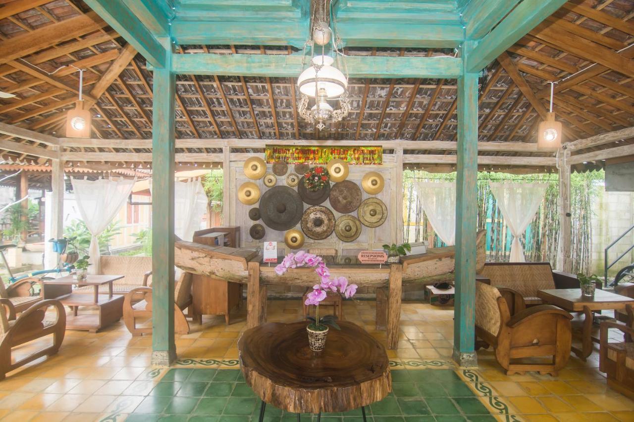 Kampung Lawasan Heritage Cottage Maguwo Extérieur photo