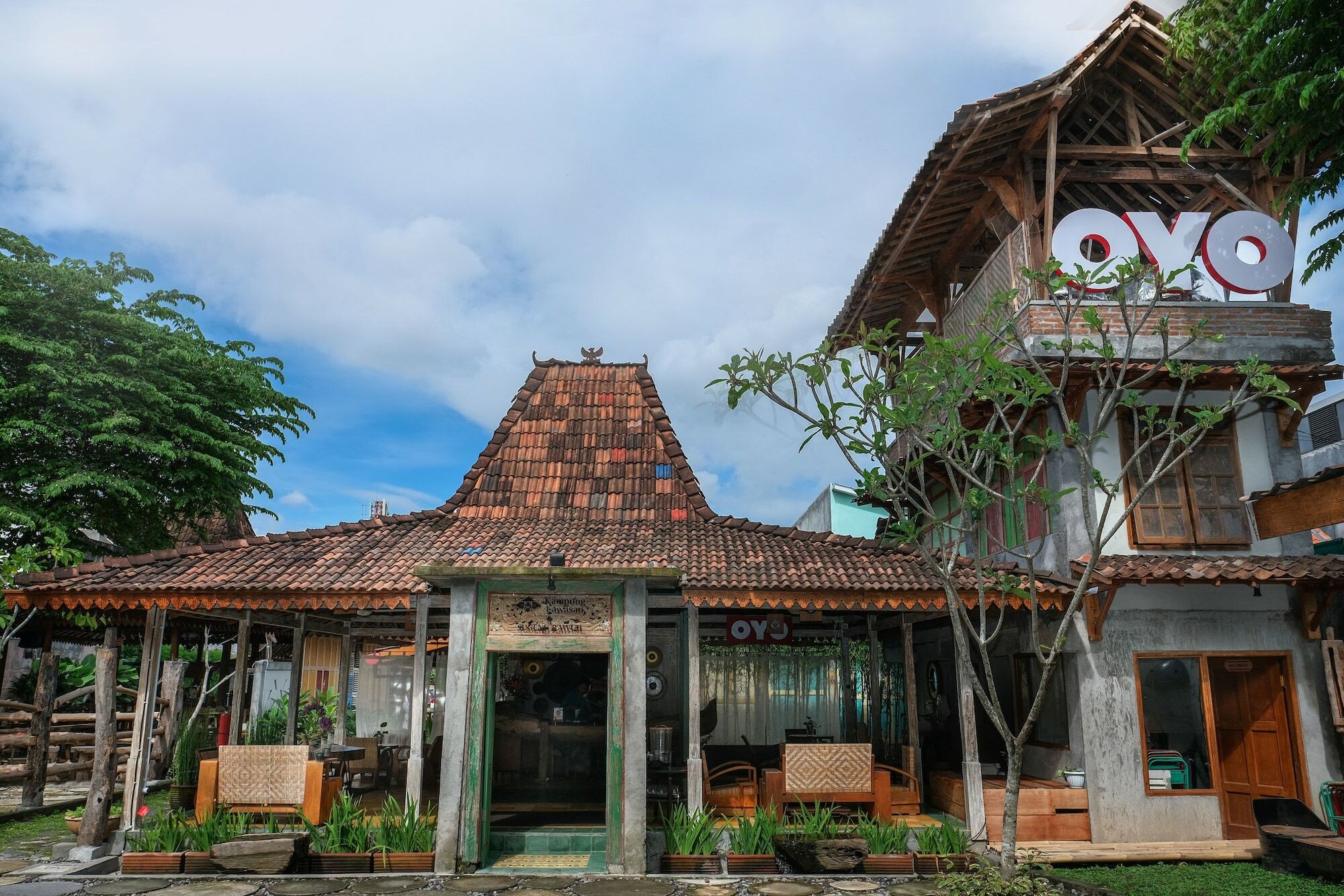 Kampung Lawasan Heritage Cottage Maguwo Extérieur photo